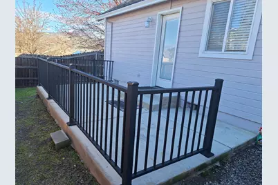 1537 Hartell Street, Medford, OR 97504 - Photo 19