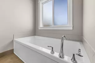 1801 NE Shadowcrest Wy, Bend, OR 97701 - Photo 27