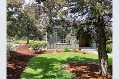 387 Goshawk Court, Redmond, OR 97756 - Photo 5