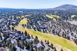 387 Goshawk Ct, Redmond, OR 97756 - Photo 45