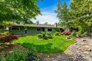 722 NW Sandy Dr, Grants Pass, OR 97526 - Photo 31