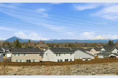 2042 SW 39th Street, Redmond, OR 97756 - Photo 35