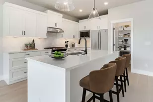 3030 NW Celilo Ln, Bend, OR 97703 - Photo 3