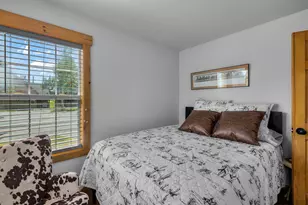 8811 Cliff Swallow Dr, Redmond, OR 97756 - Photo 11