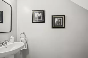 106 McCully Ln, Jacksonville, OR 97530 - Photo 9