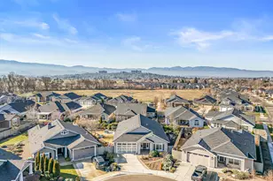 114 Connecticut Ct, Medford, OR 97504 - Photo 37