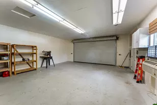 2276 Azalea Dr, Grants Pass, OR 97526 - Photo 49