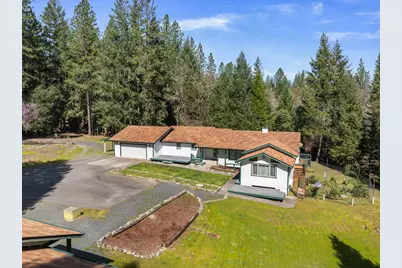 2276 Azalea Drive, Grants Pass, OR 97526 - Photo 3