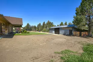 17358 Ivy Ln, Sisters, OR 97759 - Photo 7