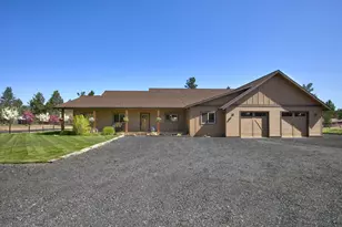 17358 Ivy Ln, Sisters, OR 97759 - Photo 5