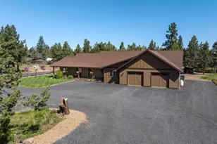 17358 Ivy Ln, Sisters, OR 97759 - Photo 3