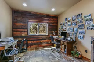 17358 Ivy Ln, Sisters, OR 97759 - Photo 23