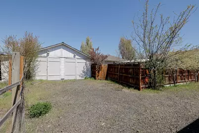195 S Main Street, Prineville, OR 97754 - Photo 17