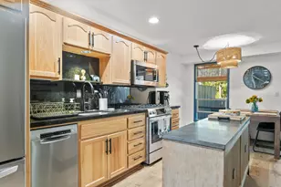 57057 Abbot House Ln, Sunriver, OR 97707 - Photo 5