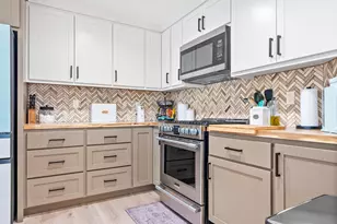 858 NW Poplar Pl, Redmond, OR 97756 - Photo 13