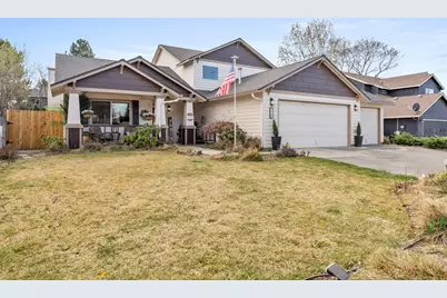 858 NW Poplar Place, Redmond, OR 97756 - Photo 1