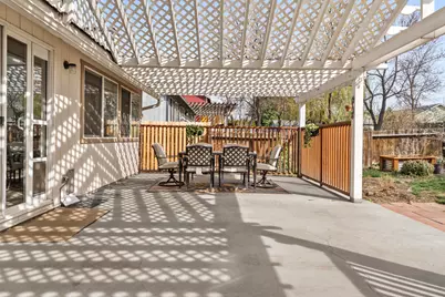 858 NW Poplar Place, Redmond, OR 97756 - Photo 27