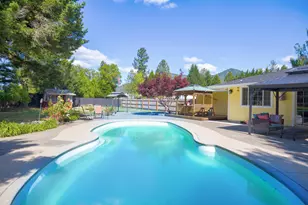 255 Queens Branch Rd, Rogue River, OR 97537 - Photo 49