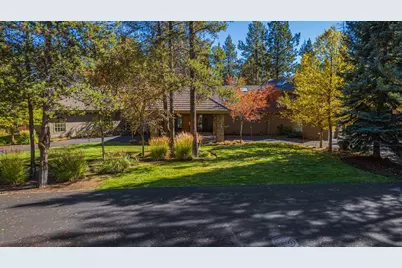 17685 Warbler West Lane #6, Sunriver, OR 97707 - Photo 3