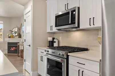 63106 Sophwith Lane, Bend, OR 97701 - Photo 13