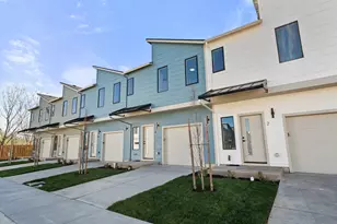 2024 Sunset Dr, Medford, OR 97501 - Photo 3