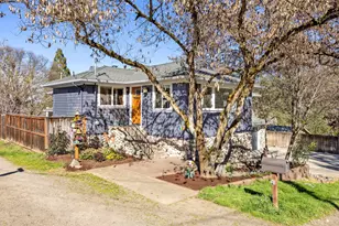 120 Graham St, Jacksonville, OR 97530 - Photo 3