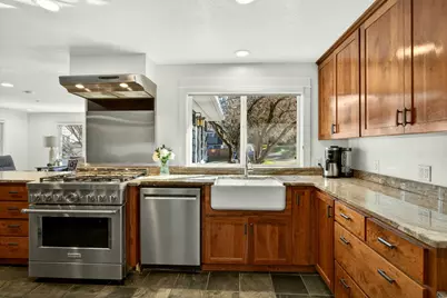 120 Graham Street, Jacksonville, OR 97530 - Photo 13