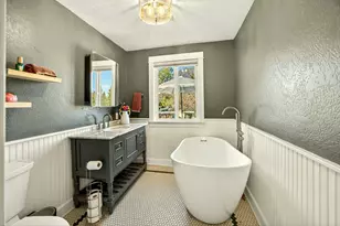 120 Graham St, Jacksonville, OR 97530 - Photo 21