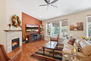 2440 Linnet Ln, Redmond, OR 97756 - Photo 5