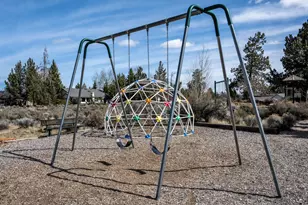 64769 Saros Ln, Bend, OR 97703 - Photo 41