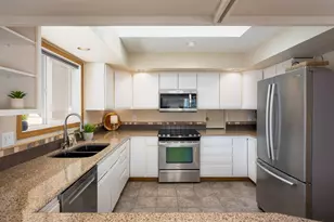 64769 Saros Ln, Bend, OR 97703 - Photo 11