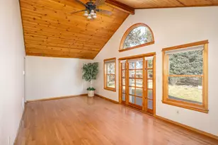 64769 Saros Ln, Bend, OR 97703 - Photo 15