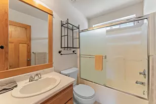 2188 Marie Dr, Grants Pass, OR 97526 - Photo 21