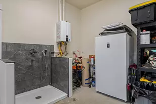 1398 Ellison Lp, Merlin, OR 97532 - Photo 29