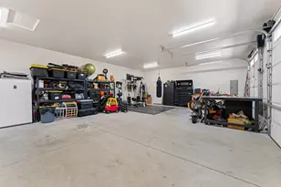 1398 Ellison Lp, Merlin, OR 97532 - Photo 27