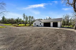 1398 Ellison Lp, Merlin, OR 97532 - Photo 35