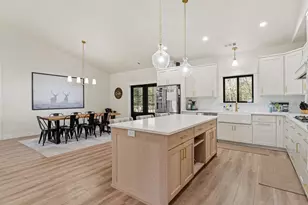 1398 Ellison Lp, Merlin, OR 97532 - Photo 15