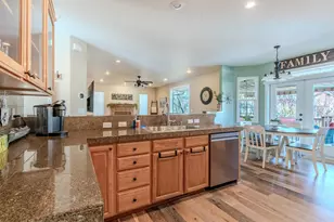 3059 Sycamore Wy, Medford, OR 97504 - Photo 11