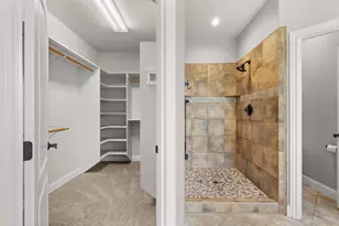 1868 NW F St, Grants Pass, OR 97526 - Photo 21