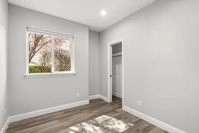 1868 NW F Street, Grants Pass, OR 97526 - Photo 27