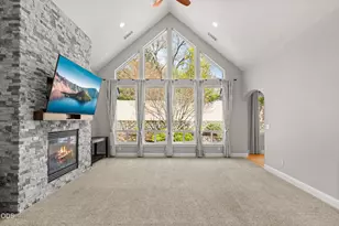 1868 NW F St, Grants Pass, OR 97526 - Photo 5