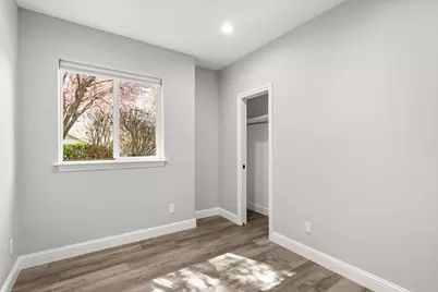 1868 NW F Street, Grants Pass, OR 97526 - Photo 23