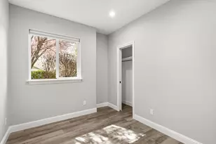 1868 NW F St, Grants Pass, OR 97526 - Photo 21