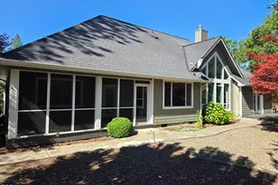 1868 NW F St, Grants Pass, OR 97526 - Photo 31