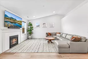 2782 High Cedars Ln, Medford, OR 97504 - Photo 5