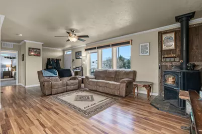 4886 NW Mint Lane, Prineville, OR 97754 - Photo 5