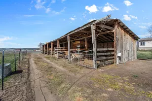 4886 NW Mint Ln, Prineville, OR 97754 - Photo 37