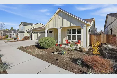 1227 NE Hoover Loop, Bend, OR 97701 - Photo 9