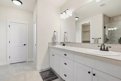 1227 NE Hoover Loop, Bend, OR 97701 - Photo 23