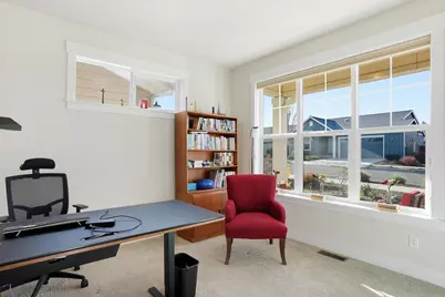 1227 NE Hoover Loop, Bend, OR 97701 - Photo 31